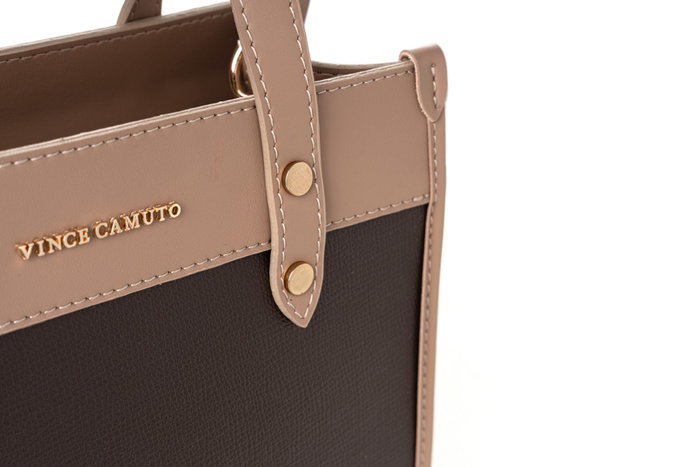 Vince Camuto Cortona Marrón y Visón